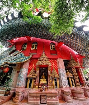 Ngôi đền rồng uốn lượn độc đáo ở Thái Lan-wat-samphran-thailand-3.jpg